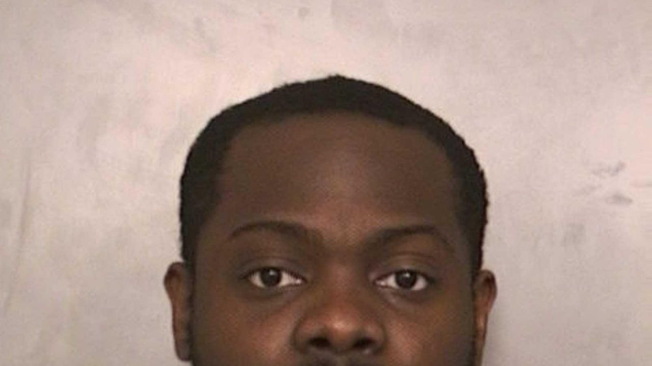 Cops Baldwin Man Tried To Use Stolen Credit Card Newsday 5026