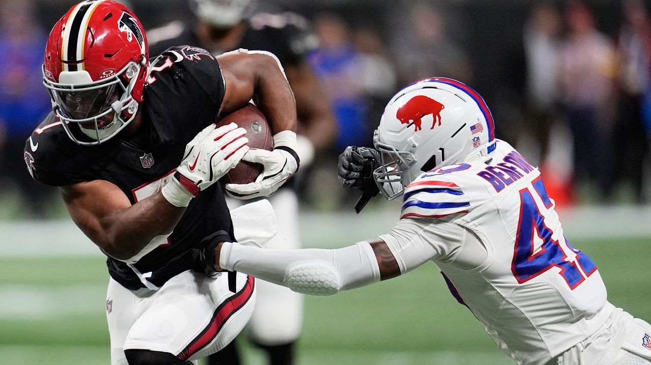 【激レア　未開封】NFL　マクファーレン　2pack　★ディオンvsライス★ Bijan Robinson surpassing Christian McCaffrey as top dual-threat