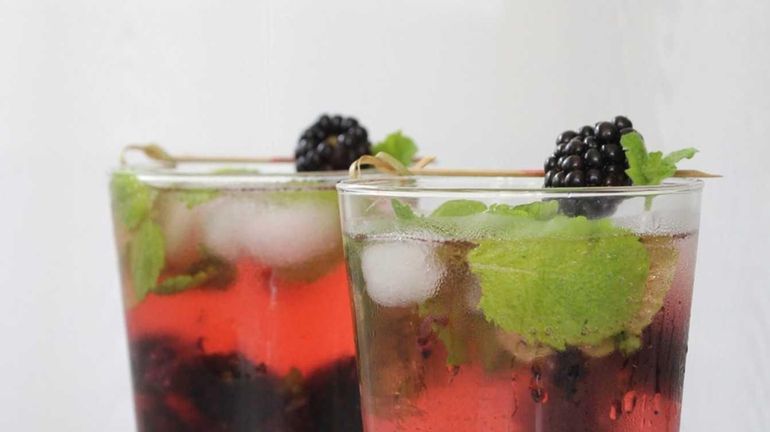 Blackberries, mint, club soda and some sugar are all it...