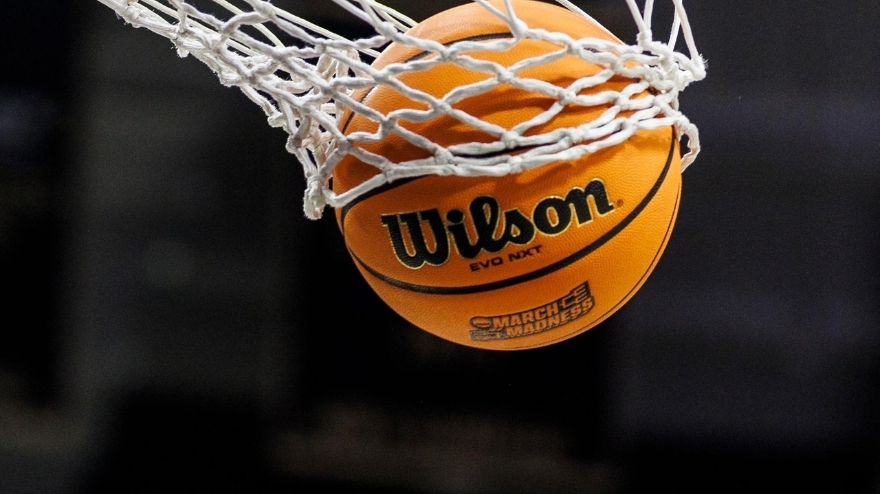 The Latest: Selection Sunday: Duke, Arizona, Michigan and Florida claim No. 1 seeds in men's bracket