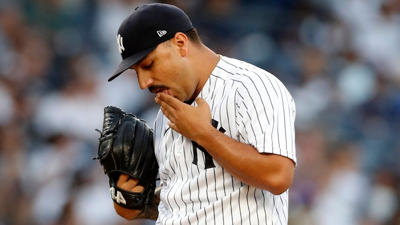 No loss for Yankees' Nestor Cortes, but he lost it quickly in seventh  inning - Newsday