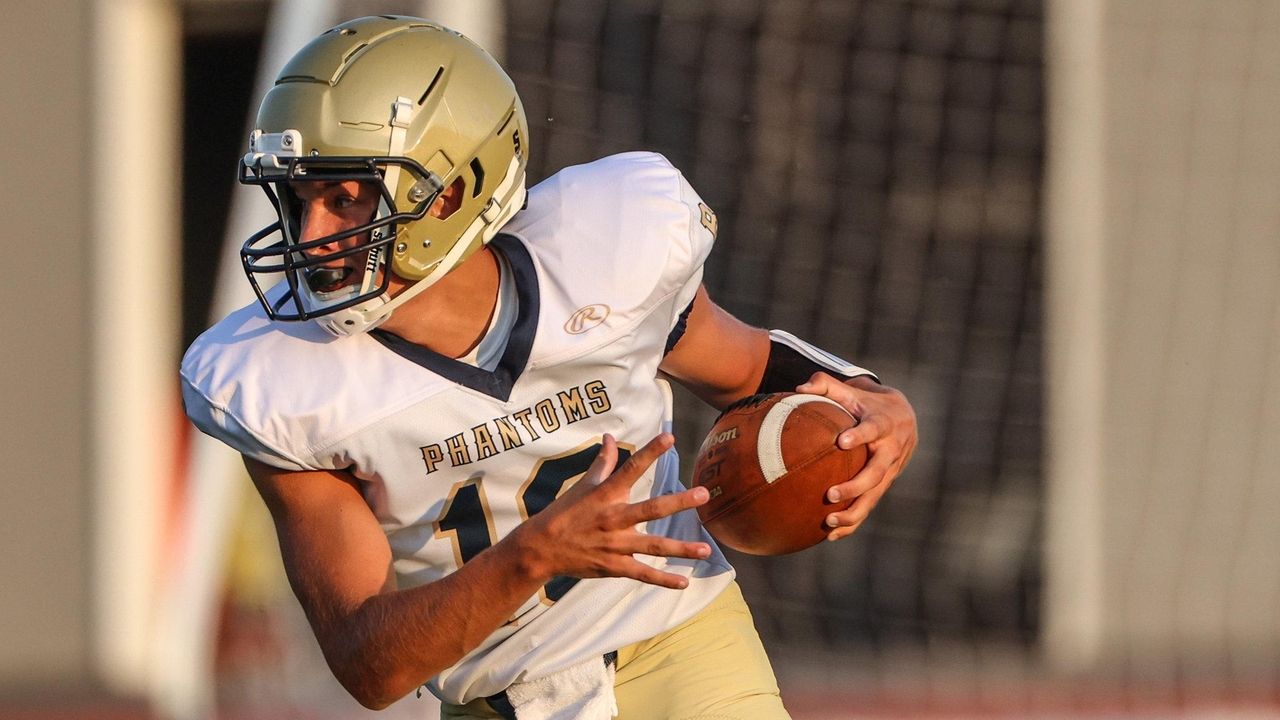 Suffolk County Public school football score predictions for Week 1 