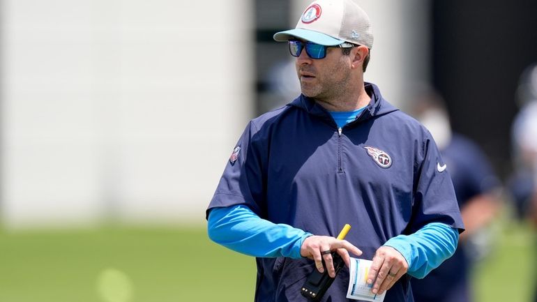 Tennessee Titans head coach Brian Callahan watches during NFL football...