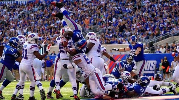 Ahmad Bradshaw #44 of the New York Giants scores a...