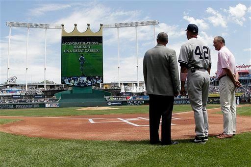 Companies Lining Up To Make Commemorative Mariano Rivera Retirement Items