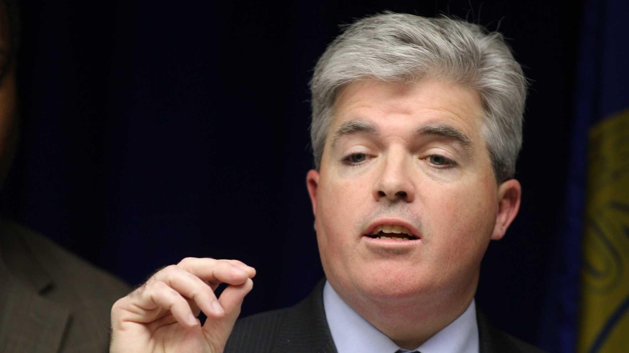Bellone sends GOP a message with early re-election start - Newsday