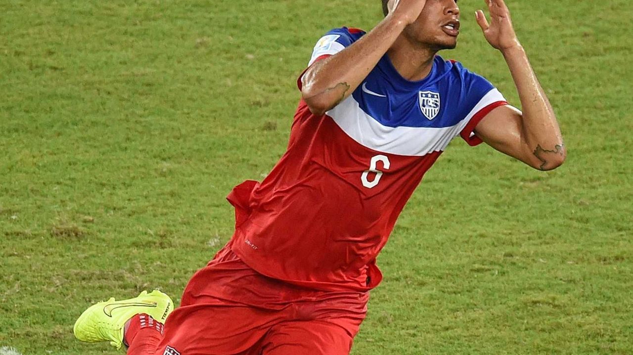 Clint Dempsey Goal 80', USA v Portugal