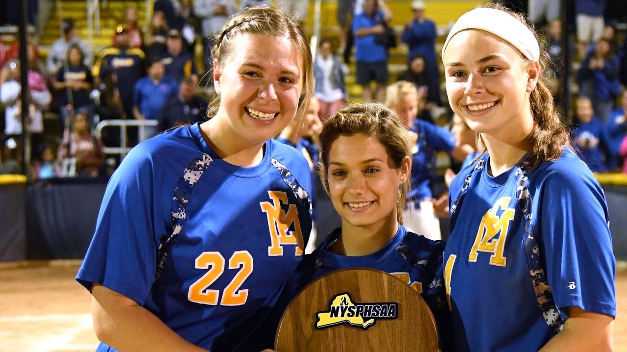 Long Island Class AA softball final East Islip vs. East Meadow Newsday