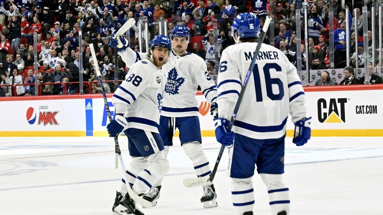 Tavares Scores Go-ahead Goal As Maple Leafs Rally From 2 Down To Beat ...