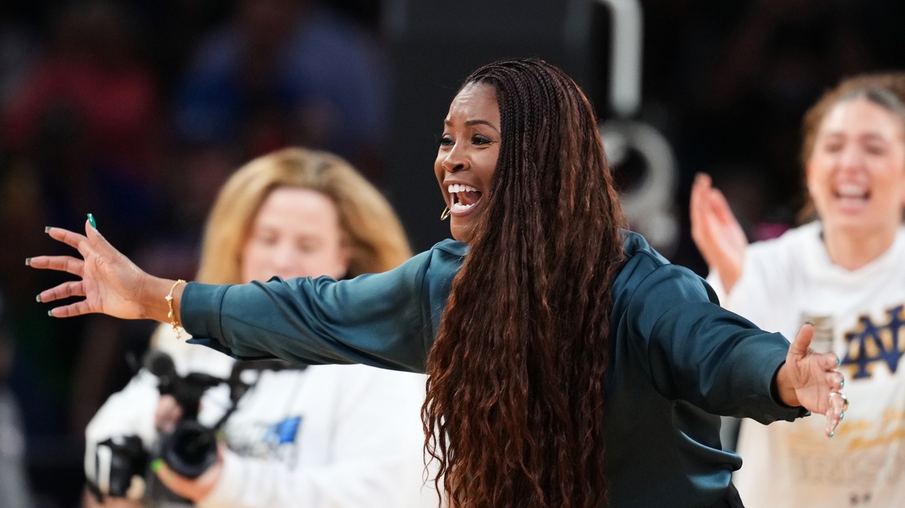 UConn and Notre Dame meet for 1st time with women's Final Four on line, after playing there 8 times