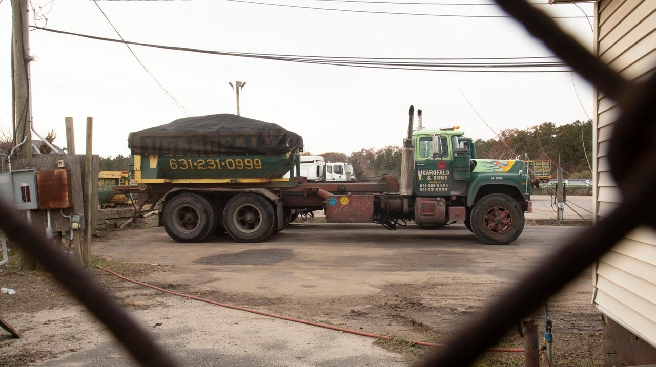smithtown-reviewing-options-after-town-garbage-contractor-indicted