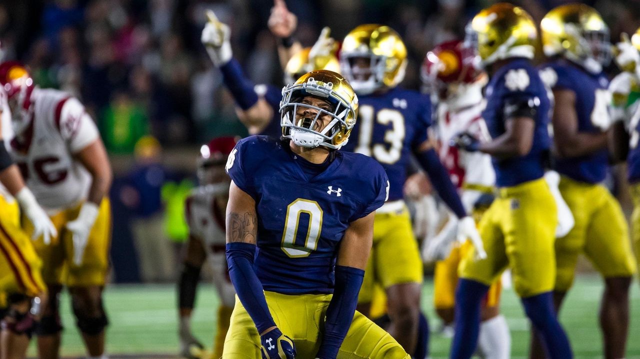 Notre Dame's Xavier Watts wins Bronko Nagurski award as nation's top ...