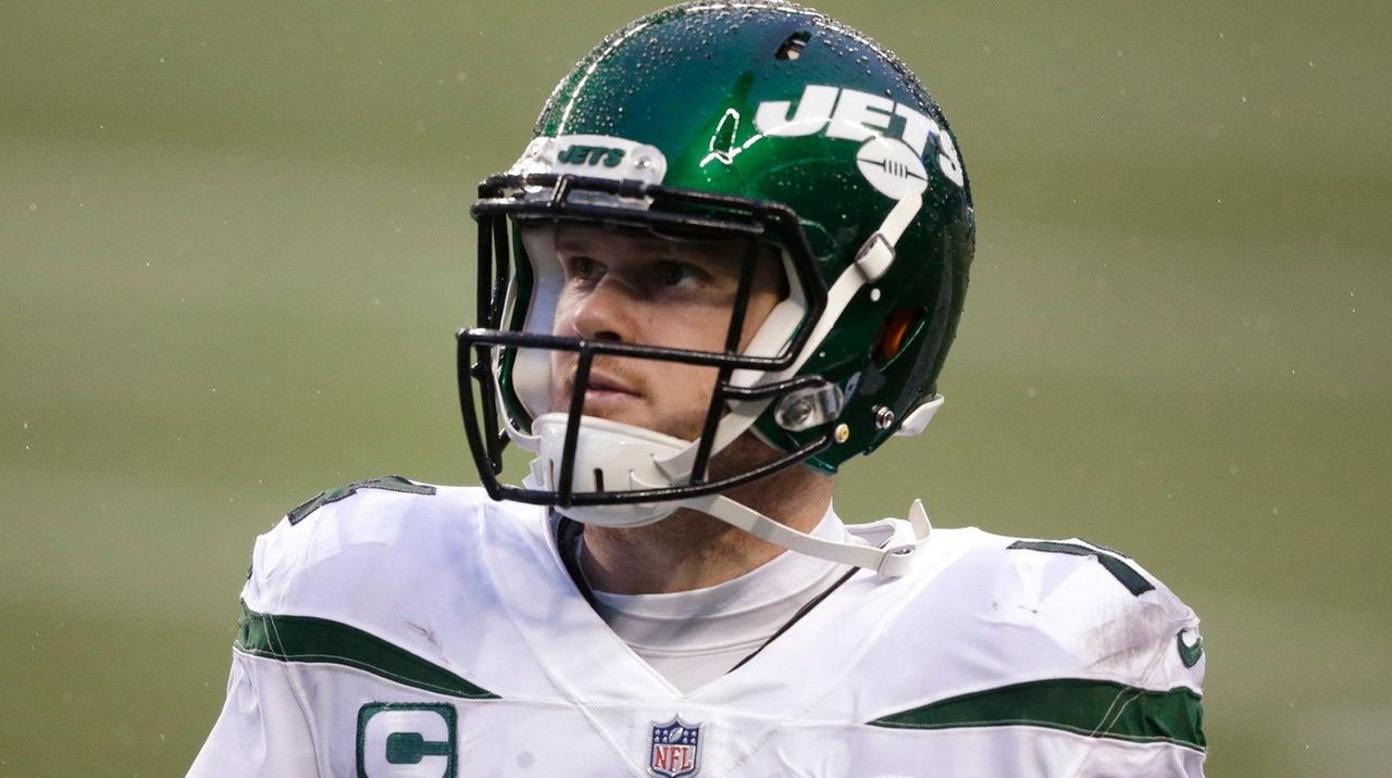 New York Jets QB Sam Darnold chooses the Mets as his baseball team