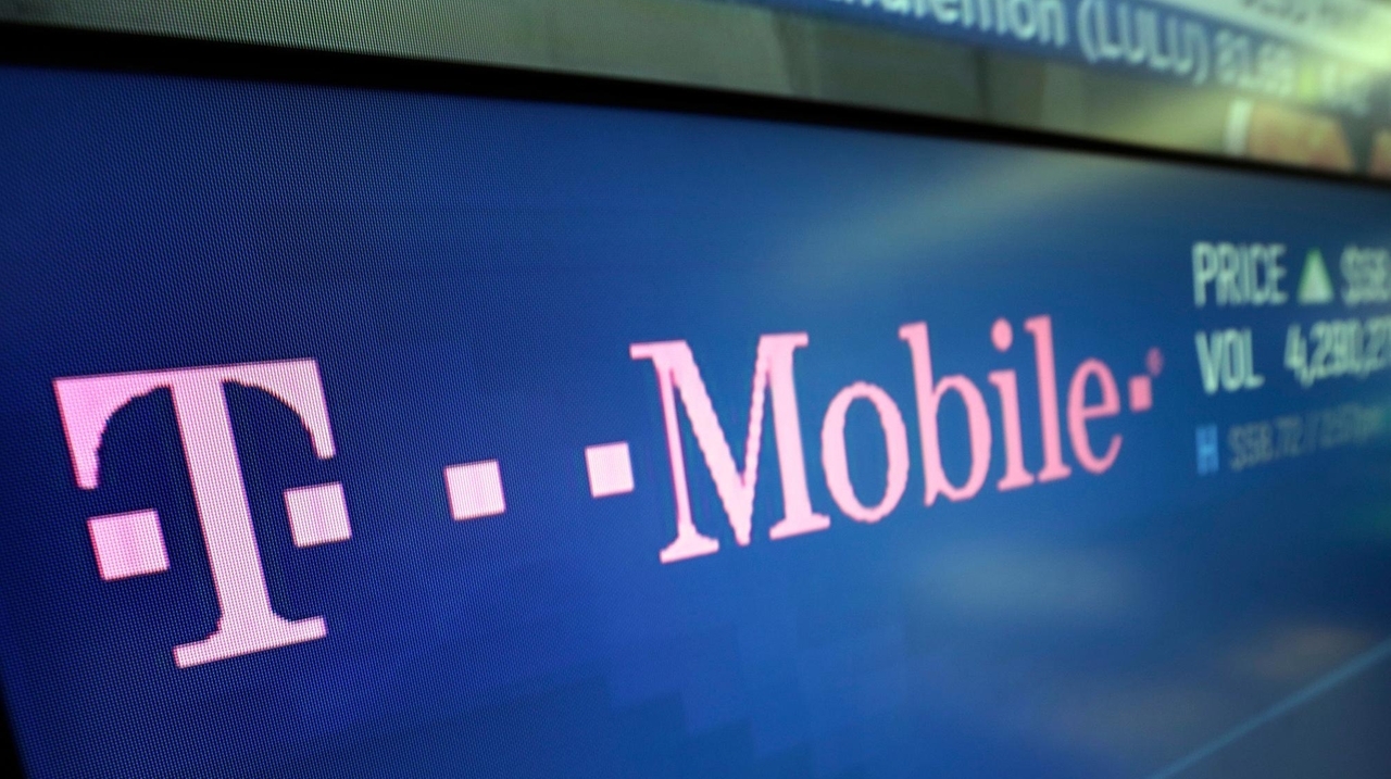 t-mobile-says-it-s-working-to-fix-widespread-network-issues-newsday