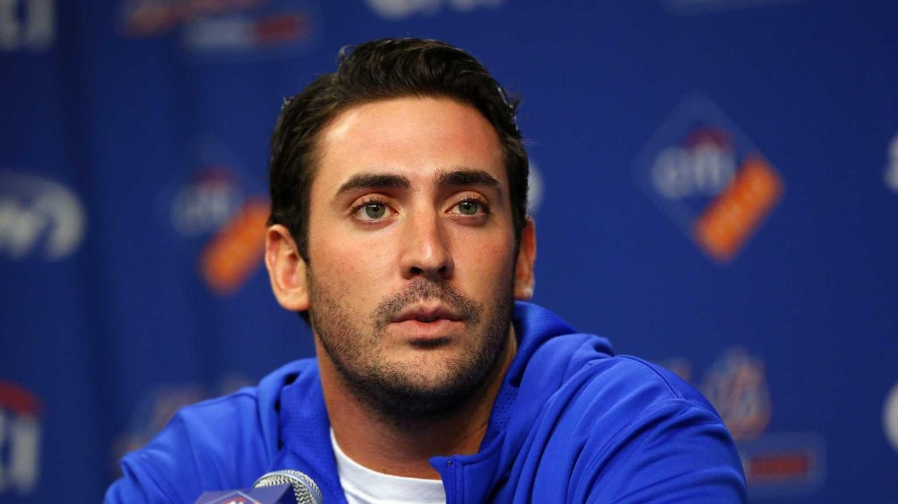 New York Ace Matt Harvey Spotted With Another Model At The Knicks Game