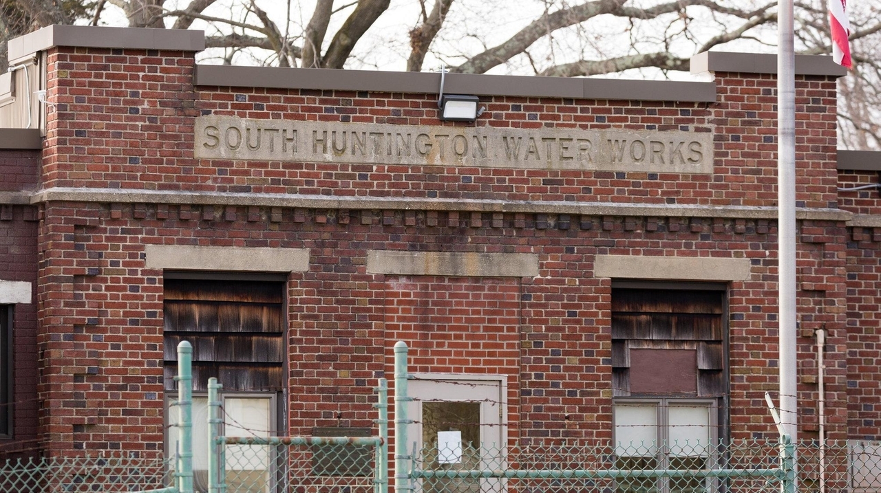 South Huntington water customers to pay surcharge for cleanup of toxic