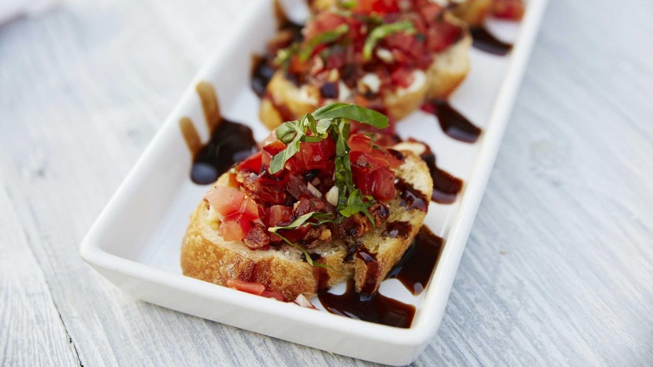 Michaelangelo's Wine Bar review Massapequa Park spot offers good wines