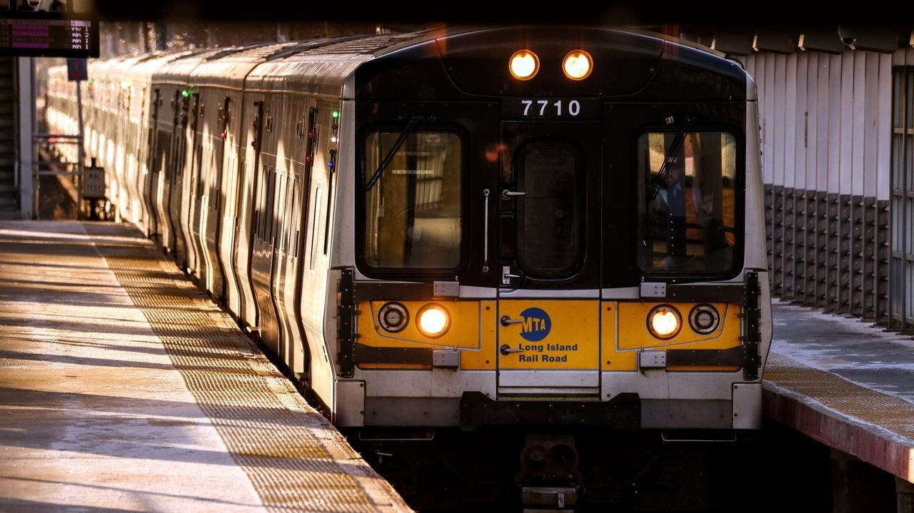 LIRR Thanksgiving schedule includes extra trains to Macy's parade Newsday