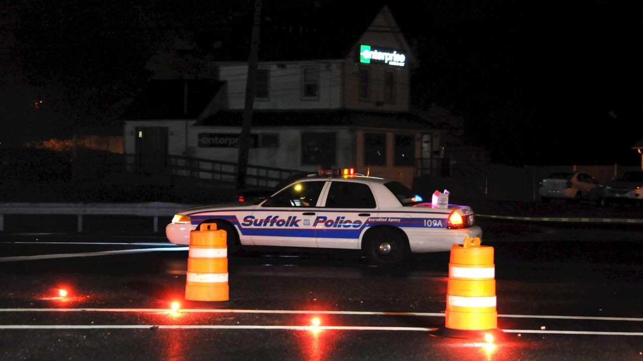 Cops seek to ID pedestrian killed in Copiague Newsday