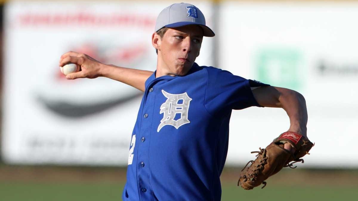 Division's Jordan excels in 'A' final - Newsday