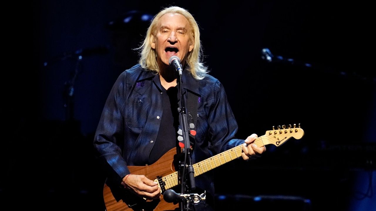 Joe Walsh brings VetsAid to the UBS Arena