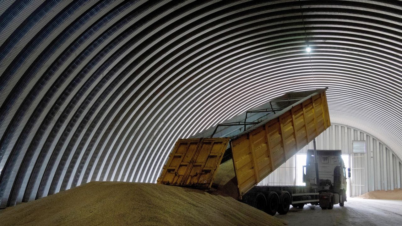 Susitarimas dėl grūdų eksporto spartinimo pasiektas tarp Ukrainos, Lenkijos ir Lietuvos