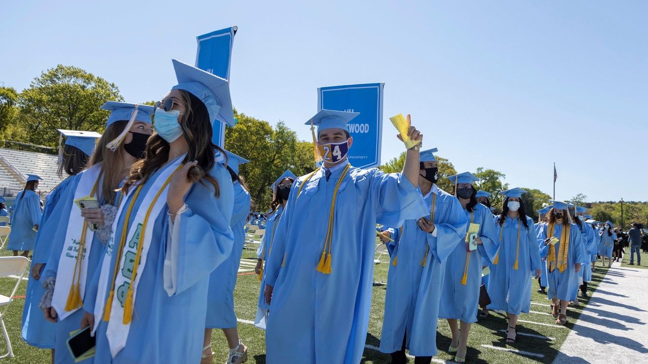 LI college graduation guide 'Class of 2022 has persevered' Newsday