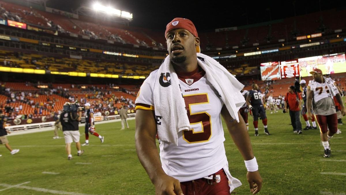 Philadelphia Eagles quarter back Donovan McNabb jokes during