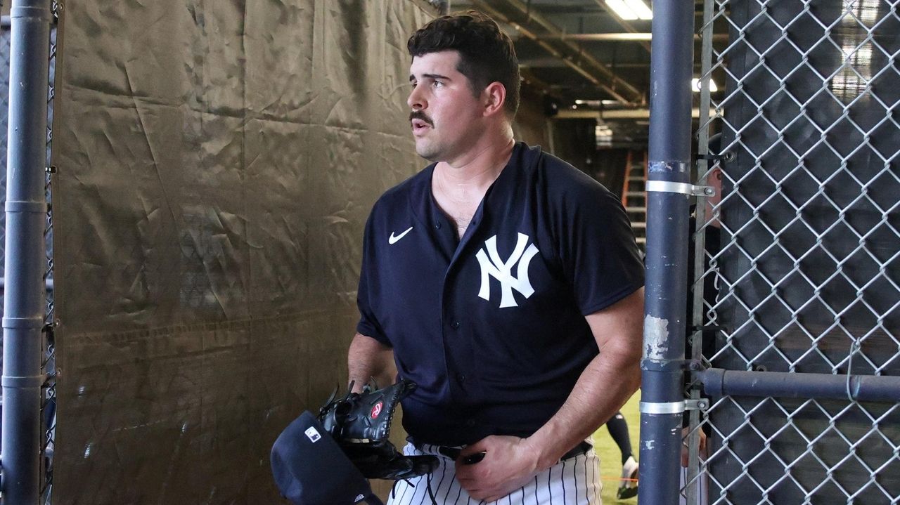 Carlos Rodon plays catch for second straight day - Newsday