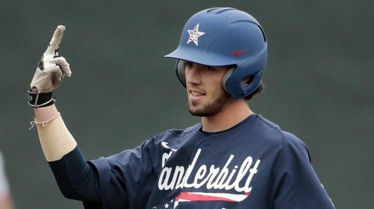 Diamondbacks draft Vandy shortstop Dansby Swanson with No. 1 pick