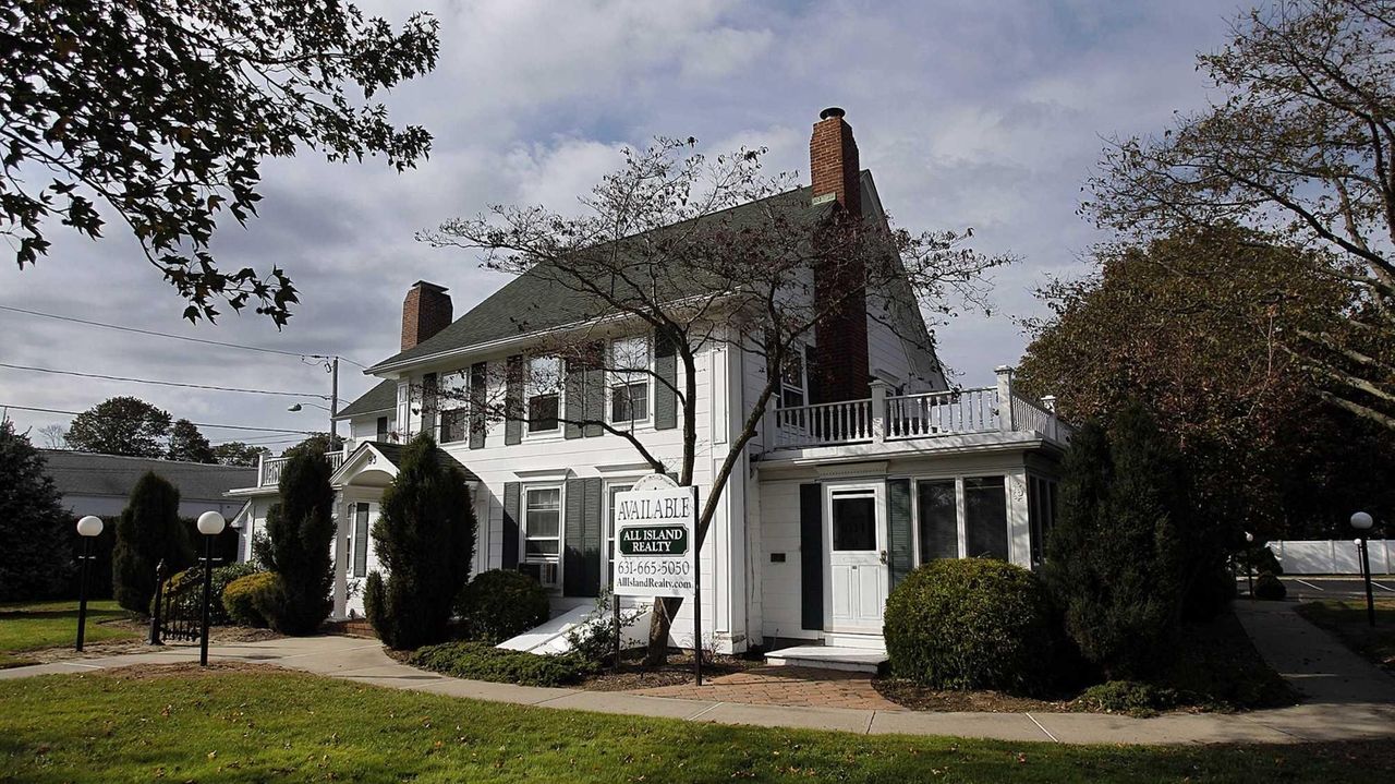 West Sayville home Washington rested here Newsday
