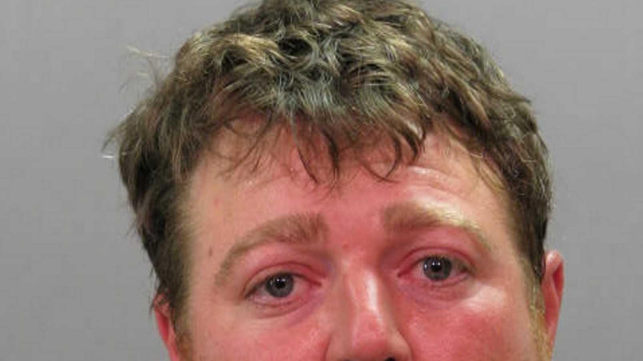 Cops: Man arrested with overdose victim in car - Newsday