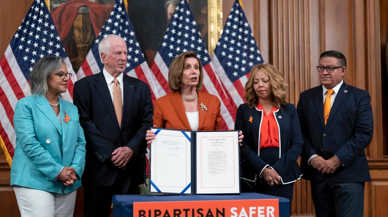 GOP support for gun restrictions slips year after Congress passed firearms law - Vimarsana News