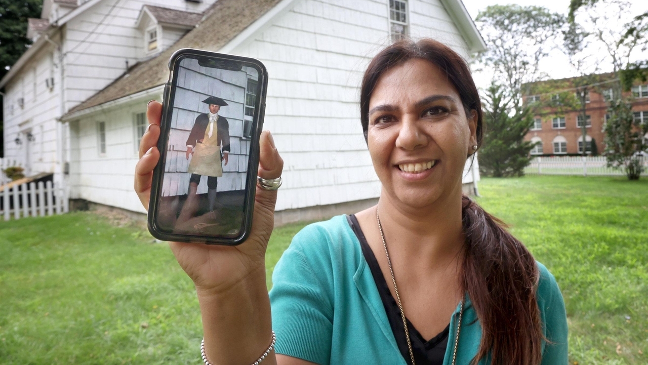 Four Smithtown colonialists' tales to come to life for visitors through historical society's new app - Vimarsana News