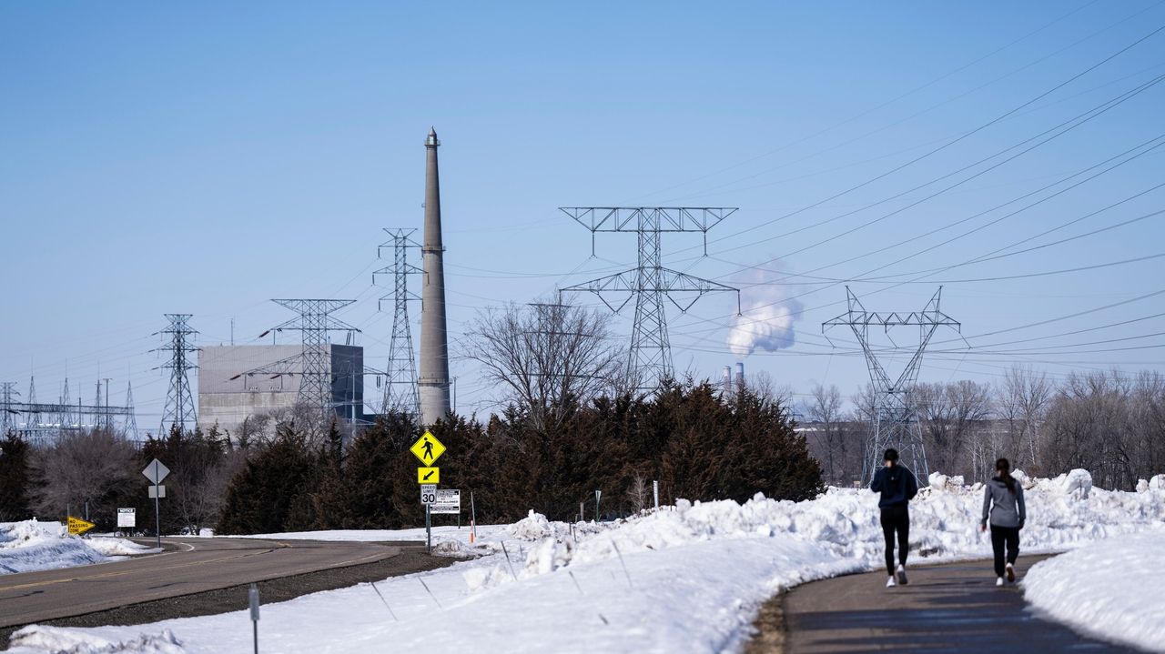 Low levels of radioactive tritium may be near the Mississippi River after an energy company’s leak