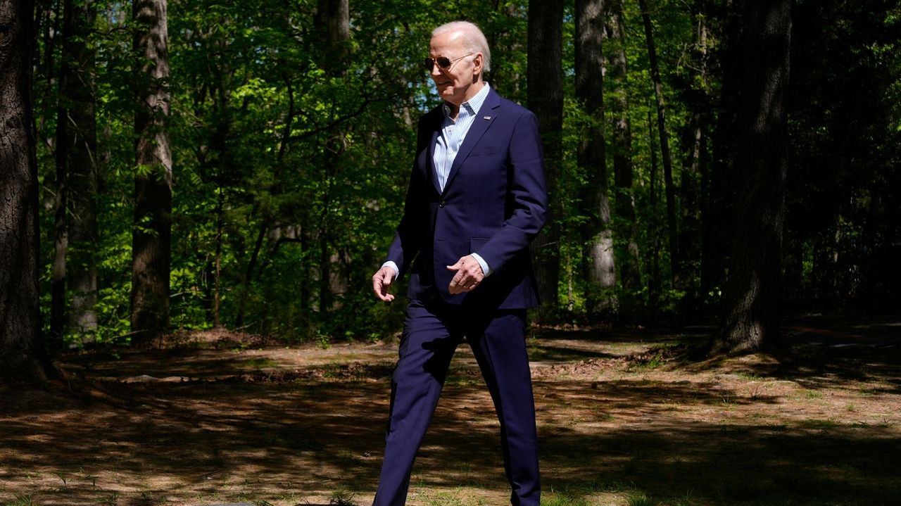 Biden's Morehouse graduation invitation is sparking backlash ...