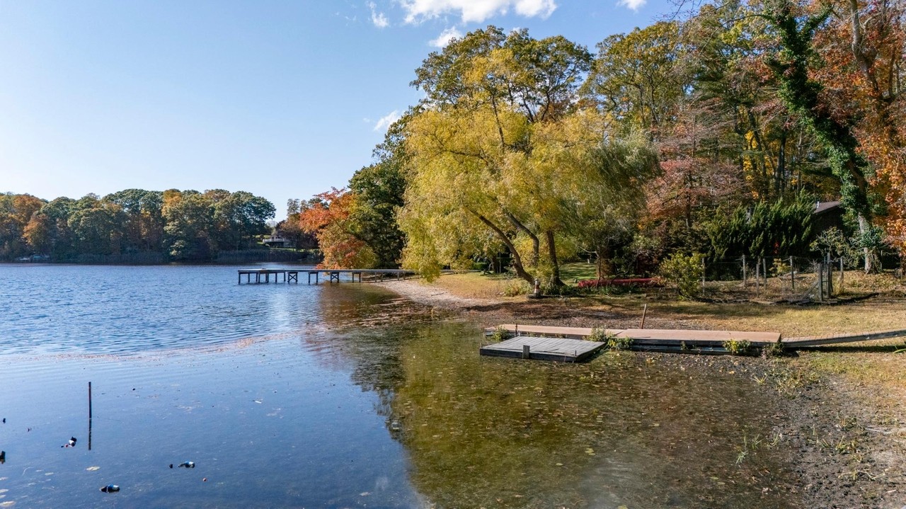 Southold considers a new-dock ban on some bodies of water ...
