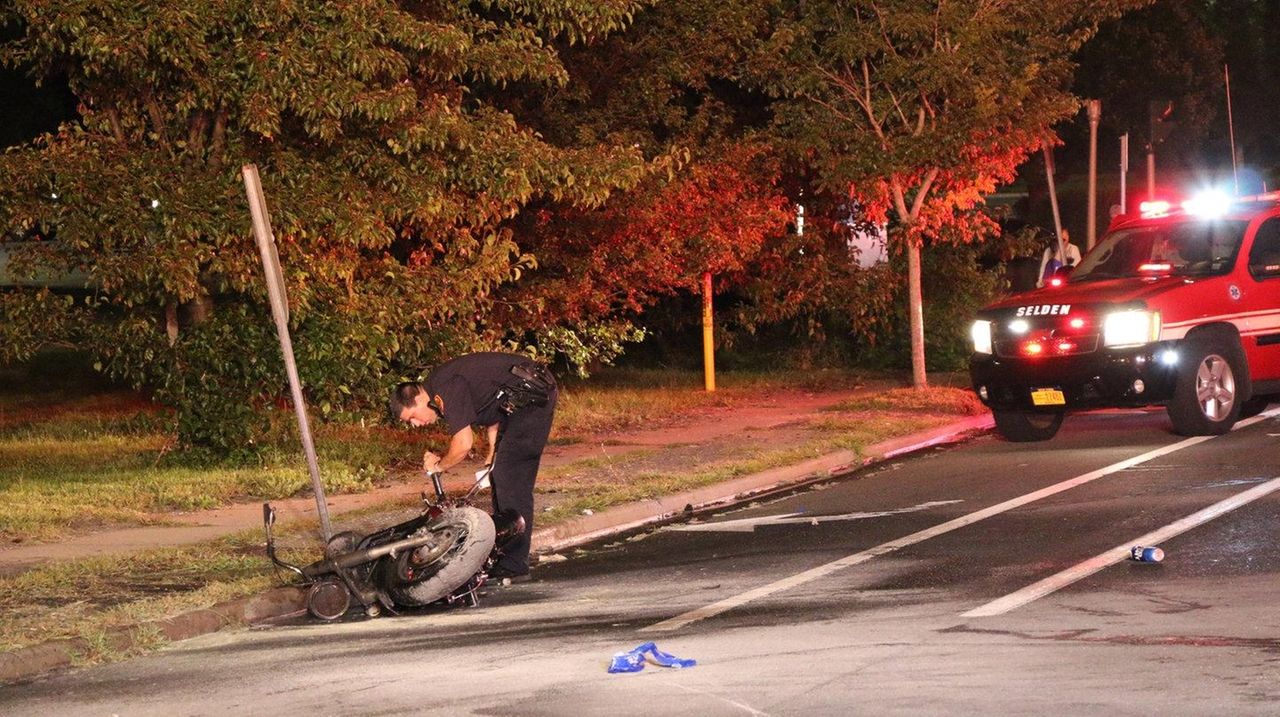 Selden motorcyclist killed in crash with SUV, police say Newsday