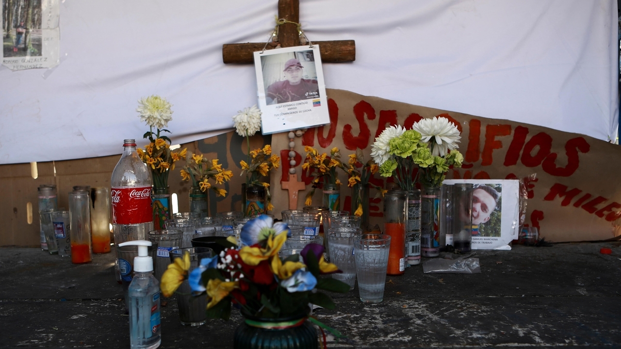 Mexico charges migrant in detention center fire that killed 40 - Newsday