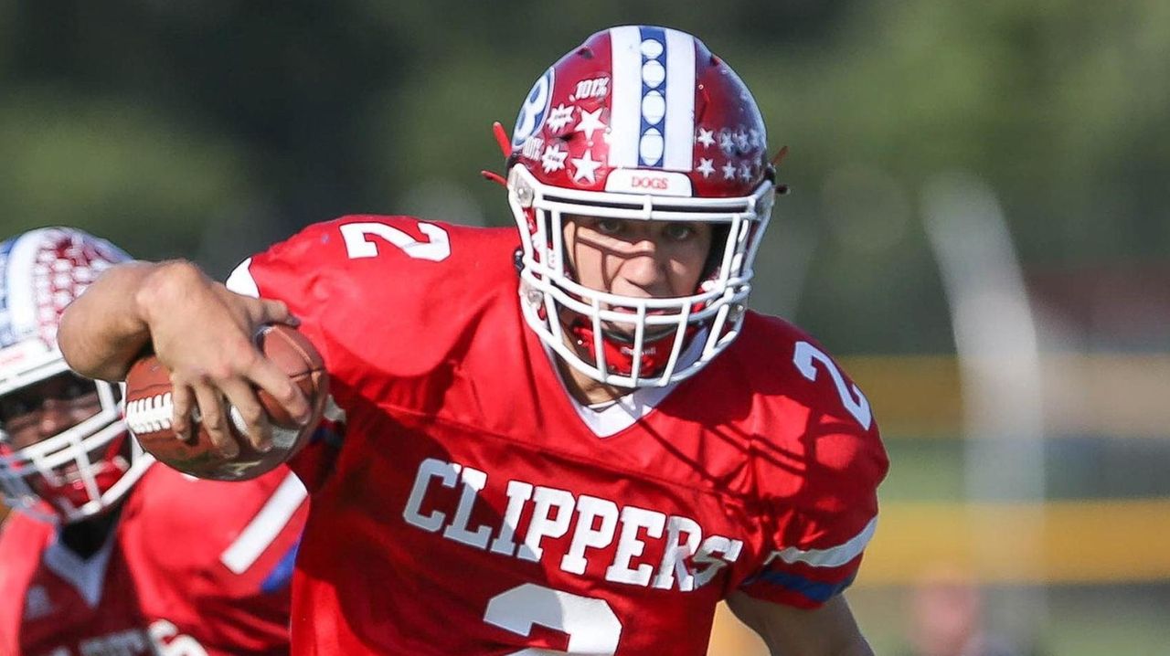 Jack Halpin, Donte Phillips lead Bellport over Half Hollow Hills East