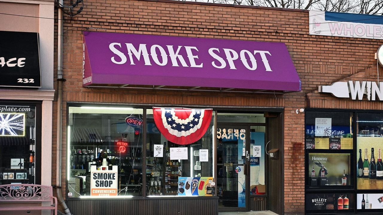 Da Smoke Spot in Oceanside shooting suspect Yunus S. Irwan arrested, Nassau police say Newsday