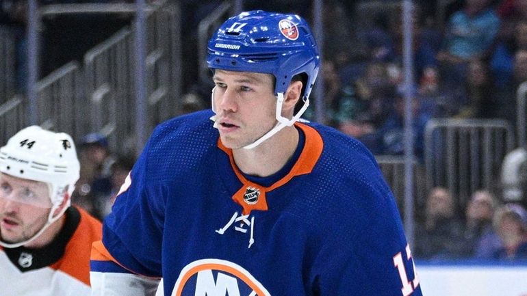 Islanders left wing Matt Martin has one goal and one...