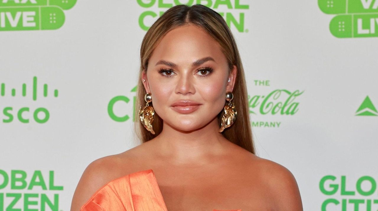 Chrissy Teigen apologizes for online bullying 'I was a troll And I