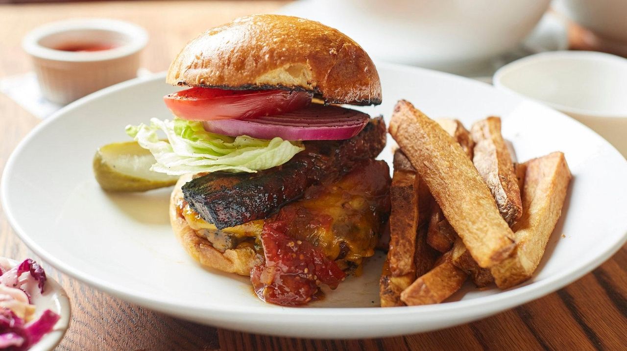 Husk & Vine Kitchen & Cocktails Newsday