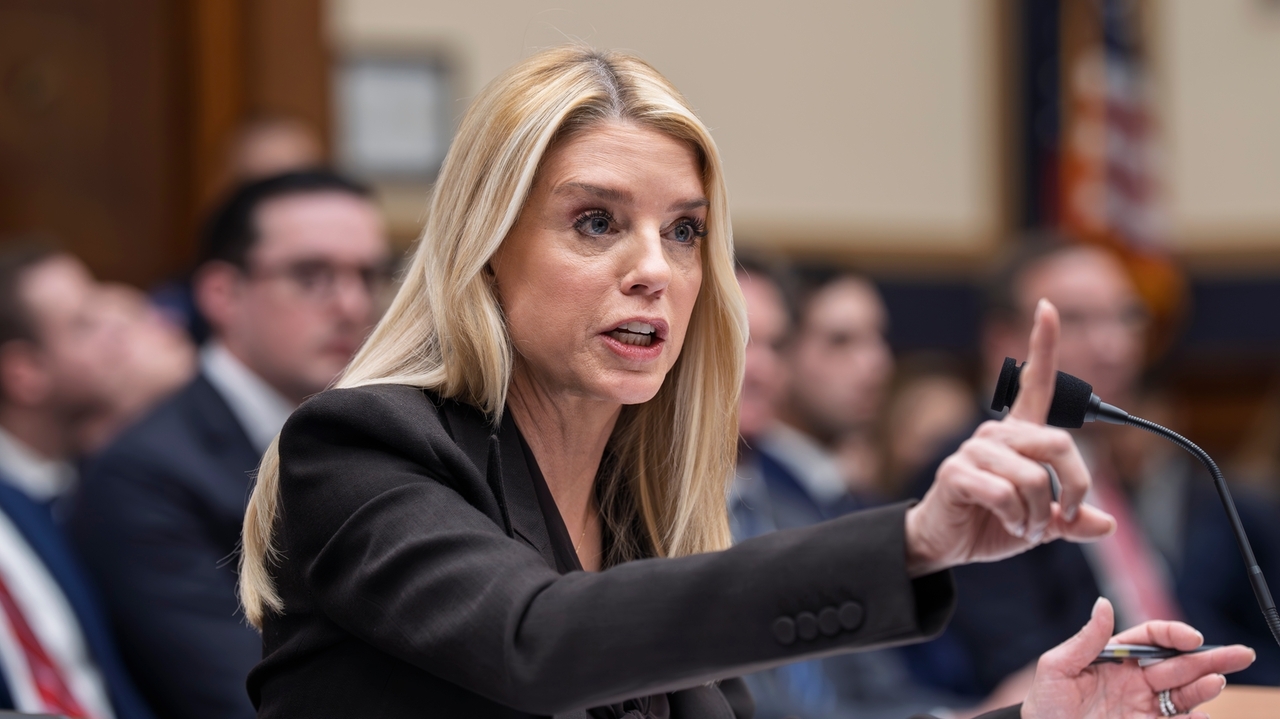 Bondi clashes with Democrats as she struggles to turn the page on Epstein  files furor - Newsday