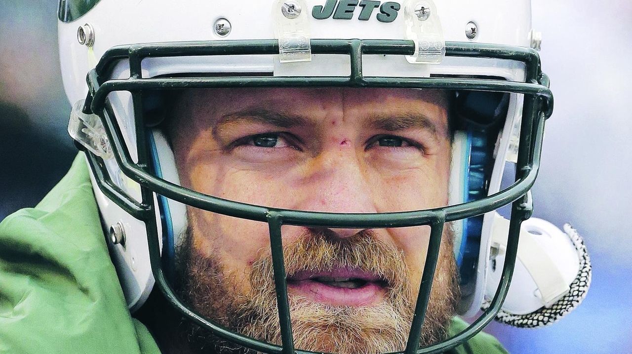 Jets, Ryan Fitzpatrick In Talks