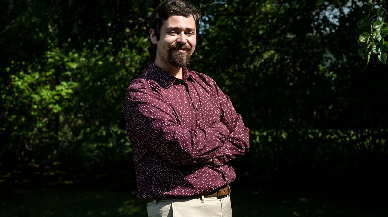 LI schools scramble to find substitute teachers - Newsday
