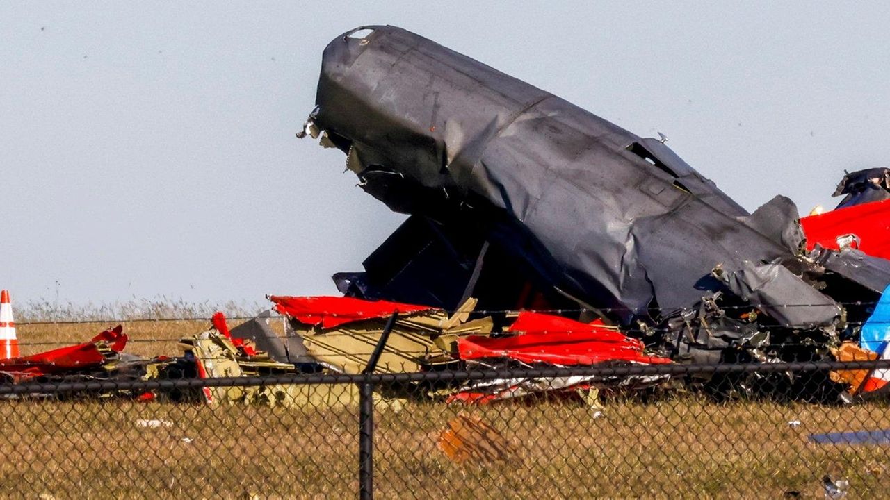Officials after Texas crash Safety key at Bethpage Air Show Newsday