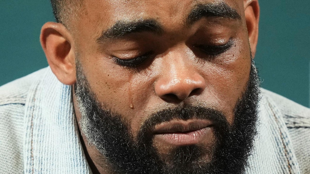 2-time Super Bowl champ Brandon Graham retires after 15 seasons with ...