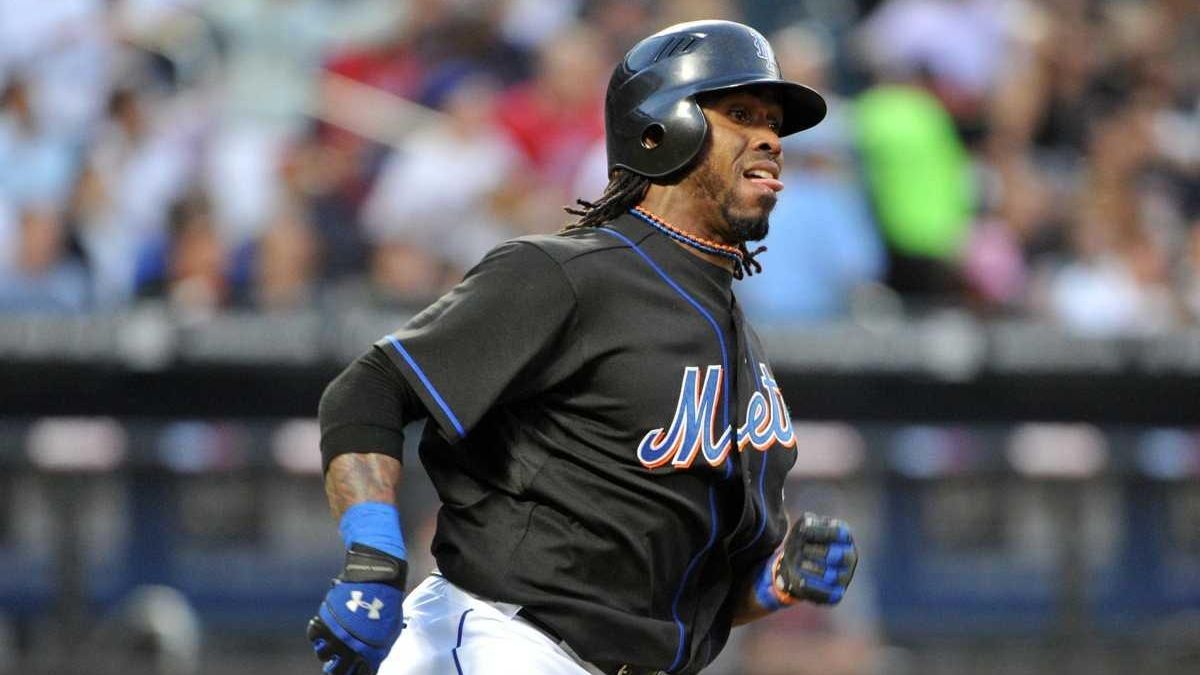 Miami Marlins continue aggressive offseason by signing former New York Mets  shortstop Jose Reyes 